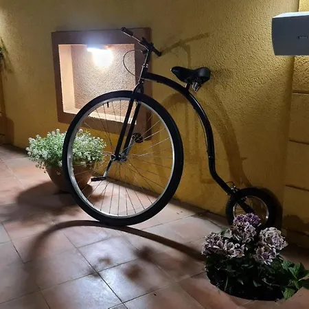 Golden House Apartamento Čačak