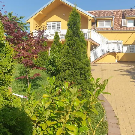 Golden House Apartamento *